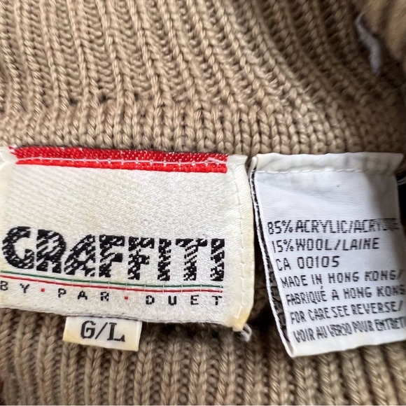 SOLD Vintage beige wool blend turtleneck dog sweater L - Picture 11 of 12